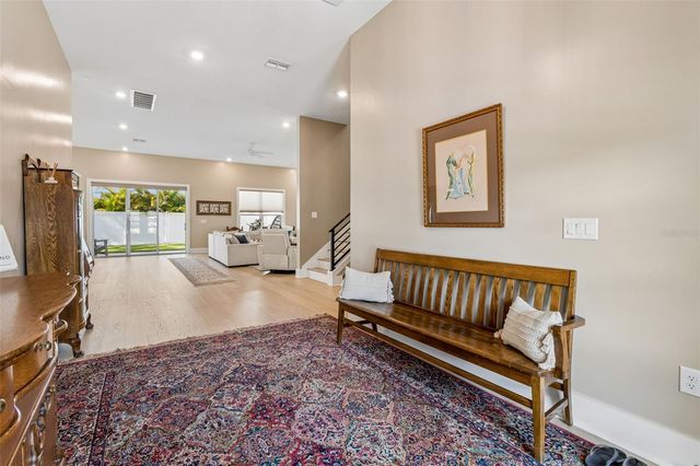 4022 W BAY TO BAY BOULEVARD, Tampa, FL 33629