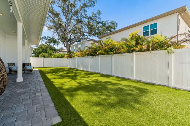 4022 W BAY TO BAY BOULEVARD, Tampa, FL 33629