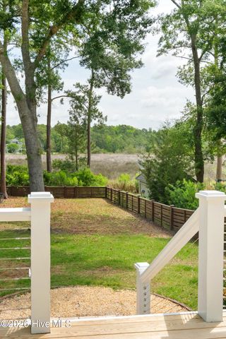 1043 Headwater Cove Lane, Wilmington, NC 28403
