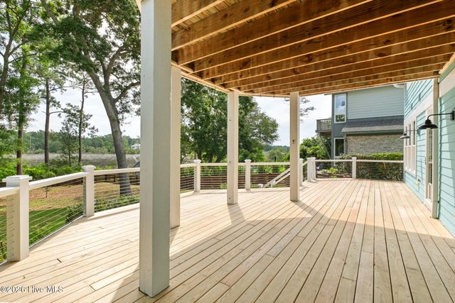 1043 Headwater Cove Lane, Wilmington, NC 28403