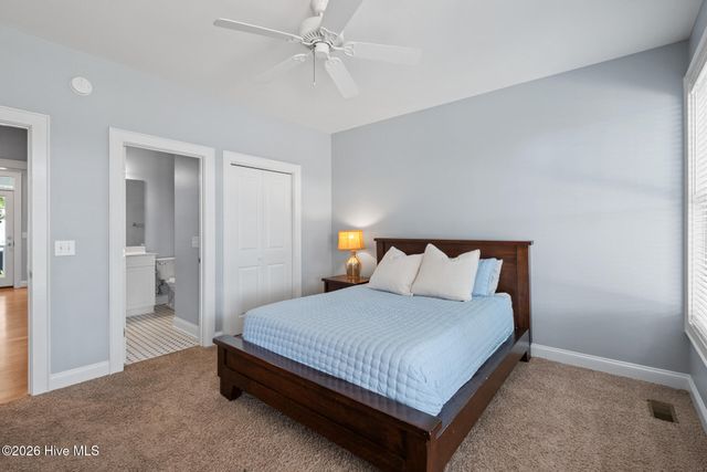 1043 Headwater Cove Lane, Wilmington, NC 28403