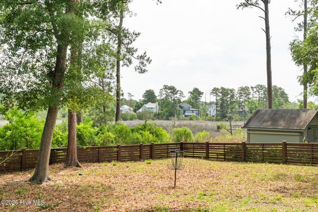 1043 Headwater Cove Lane, Wilmington, NC 28403