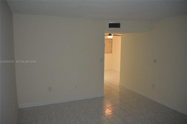 13100 SW 92nd Ave A-PH13, Miami, FL 33176