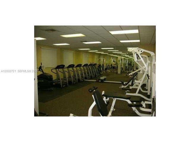13100 SW 92nd Ave A-PH13, Miami, FL 33176