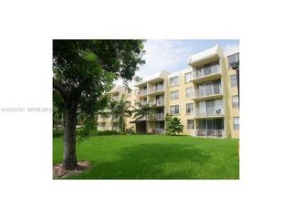 13100 SW 92nd Ave A-PH13, Miami, FL 33176