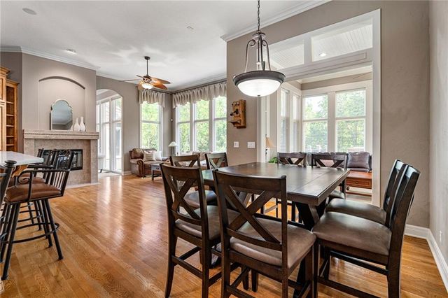 8709 Pine Street, Lenexa, KS 66220