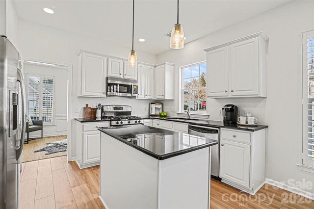 12405 Bobhouse Drive, Charlotte, NC 28277