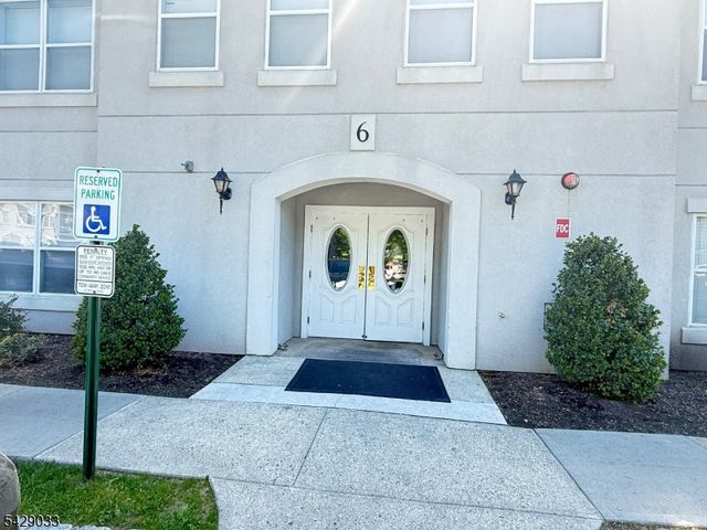 608 Brittany Dr, Wayne Twp., NJ 07470