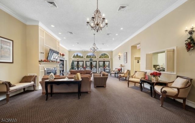 608 Brittany Dr, Wayne Twp., NJ 07470