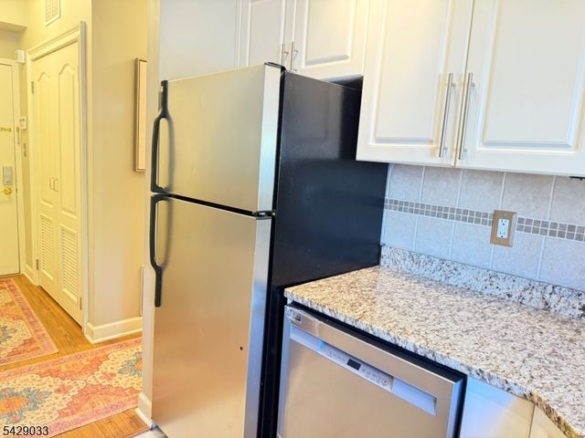 608 Brittany Dr, Wayne Twp., NJ 07470