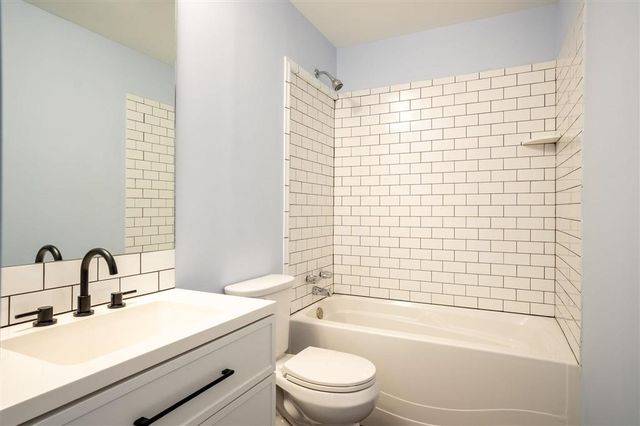 1739 S Borel Dr Drive, Lake Charles, LA 70611