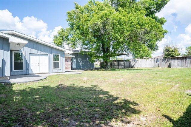 1739 S Borel Dr Drive, Lake Charles, LA 70611