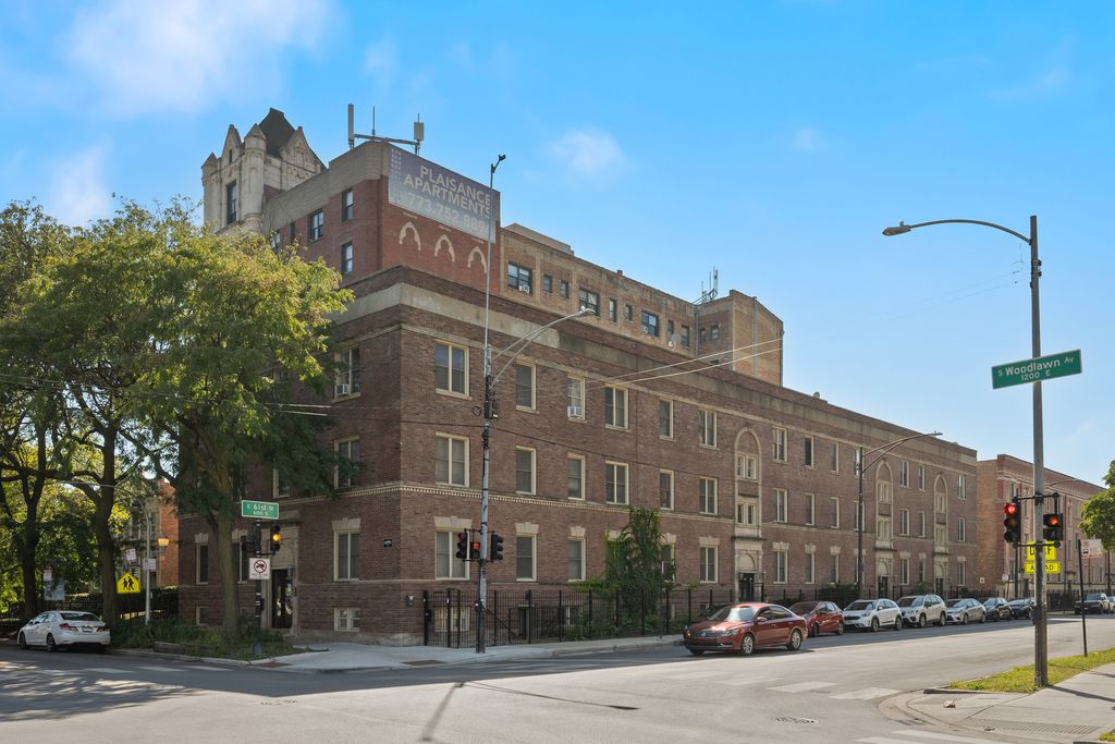 1167 E 61st Street 2, Chicago, IL 60637