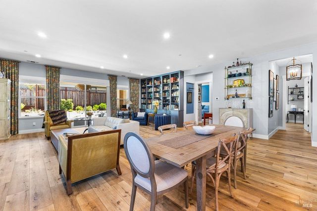 3700 Paxton Pl, Santa Rosa, CA 95404