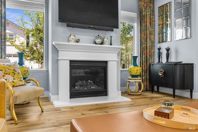 3700 Paxton Pl, Santa Rosa, CA 95404