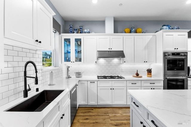 3700 Paxton Pl, Santa Rosa, CA 95404