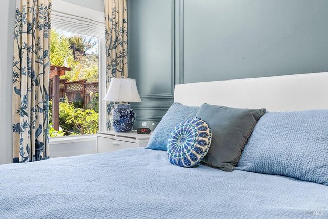 3700 Paxton Pl, Santa Rosa, CA 95404