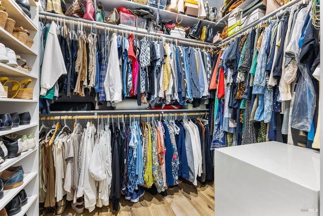 3700 Paxton Pl, Santa Rosa, CA 95404