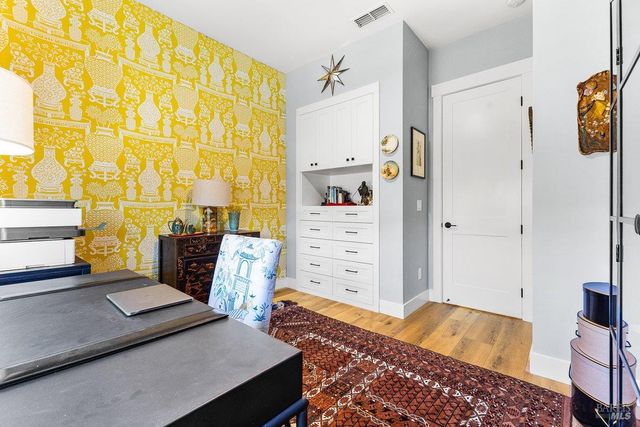 3700 Paxton Pl, Santa Rosa, CA 95404