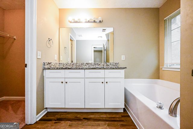 137 Longstreet Circle, Oxford, GA 30054
