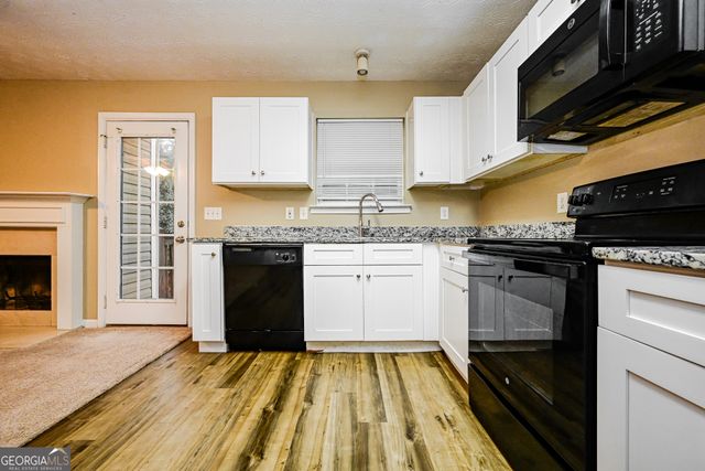 137 Longstreet Circle, Oxford, GA 30054