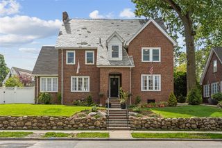 640 Elmgrove Avenue, Providence, RI 02906