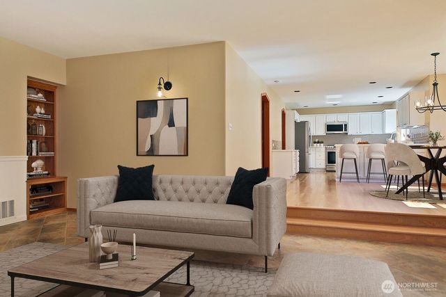 2876 Doc Savage Drive, Langley, WA 98260