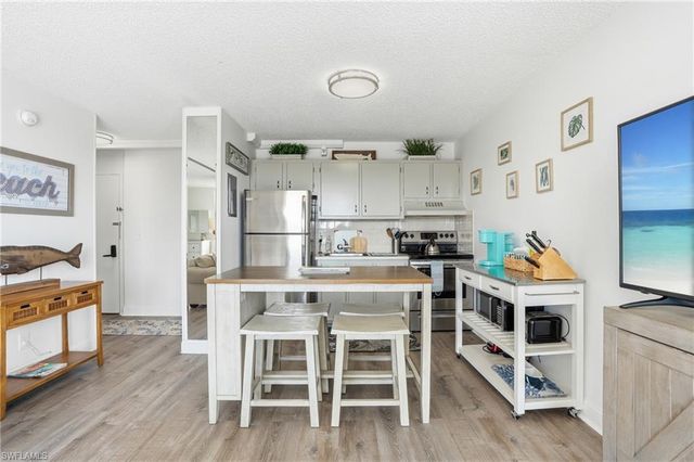 7300 Estero BLVD 102, Fort Myers Beach, FL 33931