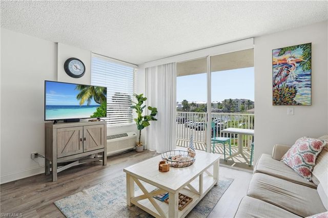 7300 Estero BLVD 102, Fort Myers Beach, FL 33931