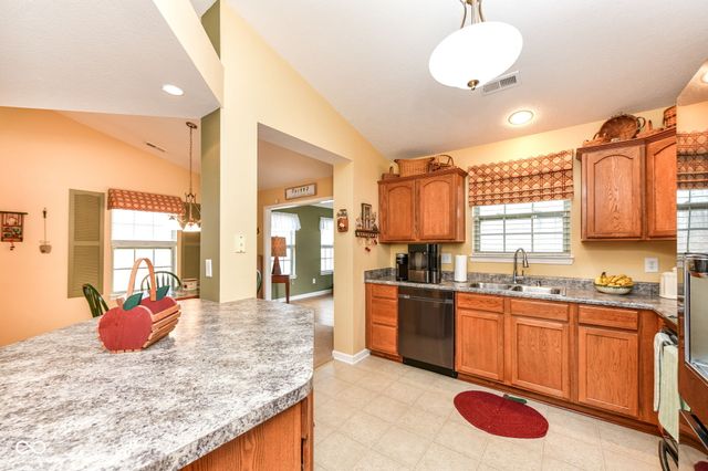 11764 Whisperwood Way, Fishers, IN 46037