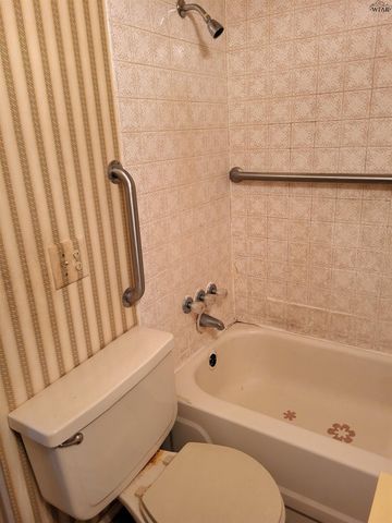 4427 MCNIEL AVENUE, Wichita Falls, TX 76308