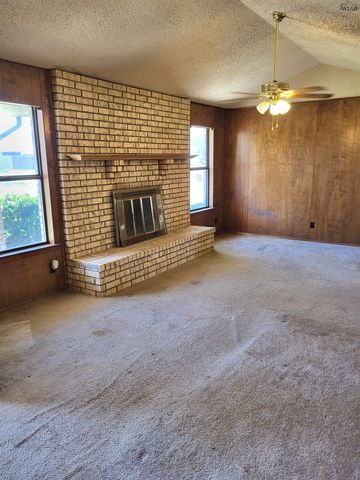 4427 MCNIEL AVENUE, Wichita Falls, TX 76308