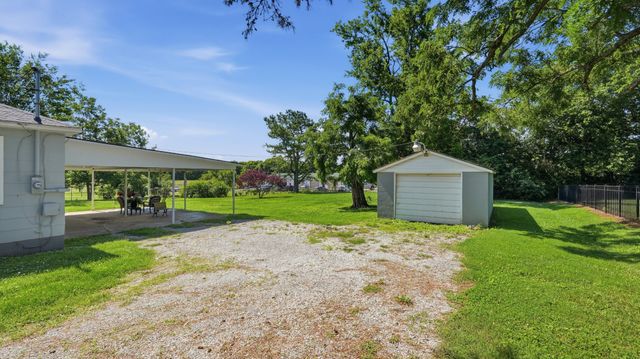 931 Fox Ln, Lewisburg, TN 37091