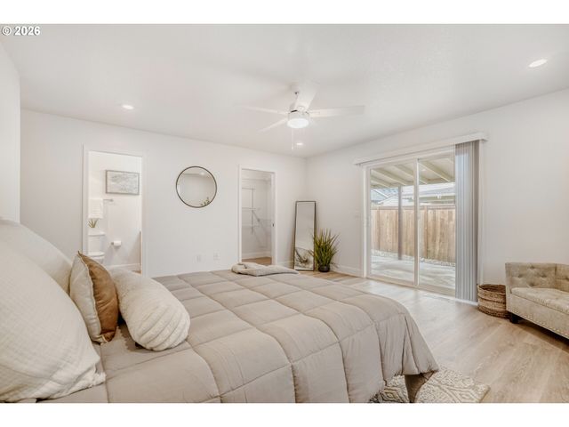 18000 Ne 27TH St, Vancouver, WA 98684