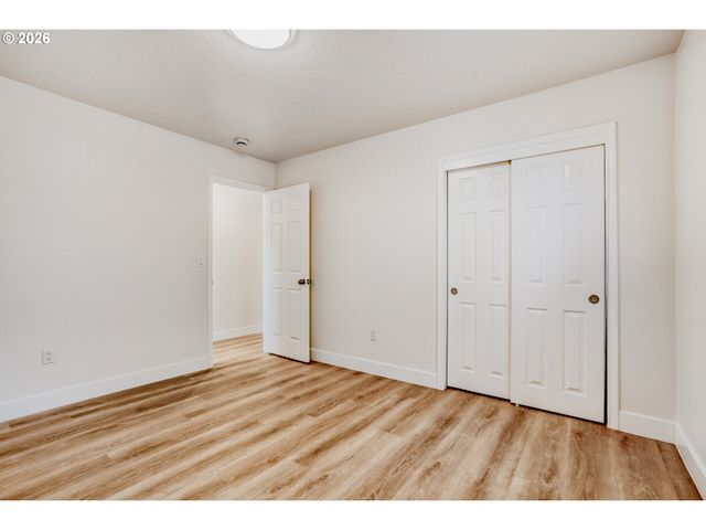 18000 Ne 27TH St, Vancouver, WA 98684