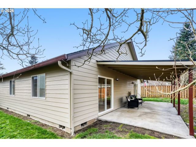 18000 Ne 27TH St, Vancouver, WA 98684