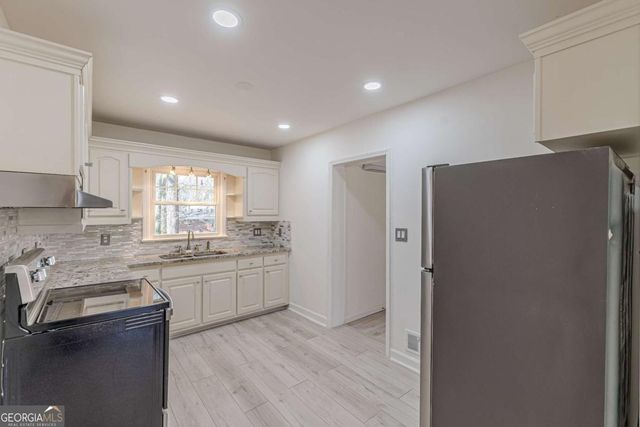 2773 Fairlane Drive SE, Atlanta, GA 30354