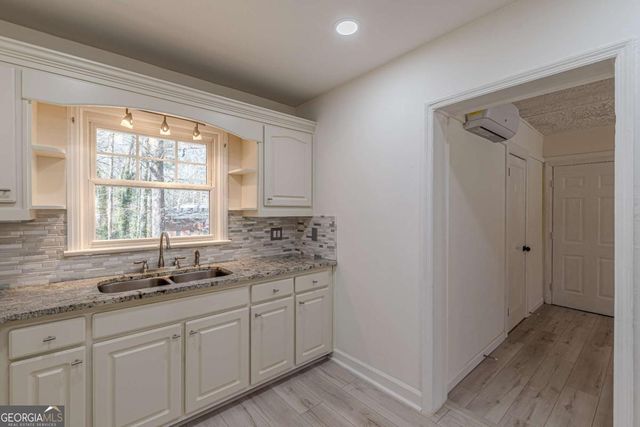2773 Fairlane Drive SE, Atlanta, GA 30354