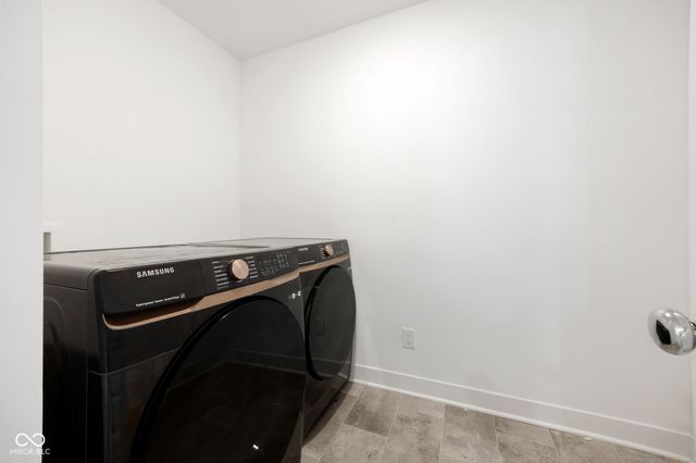 1355 Inverness Drive, Avon, IN 46123