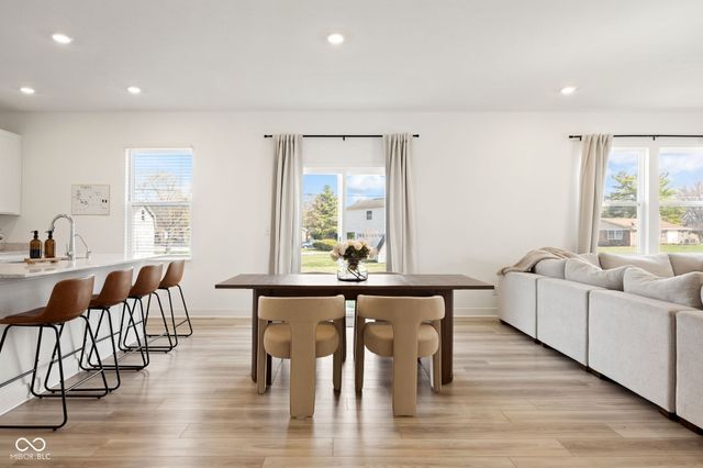 1355 Inverness Drive, Avon, IN 46123