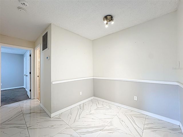 232 AFTON SQUARE 201, Altamonte Springs, FL 32714