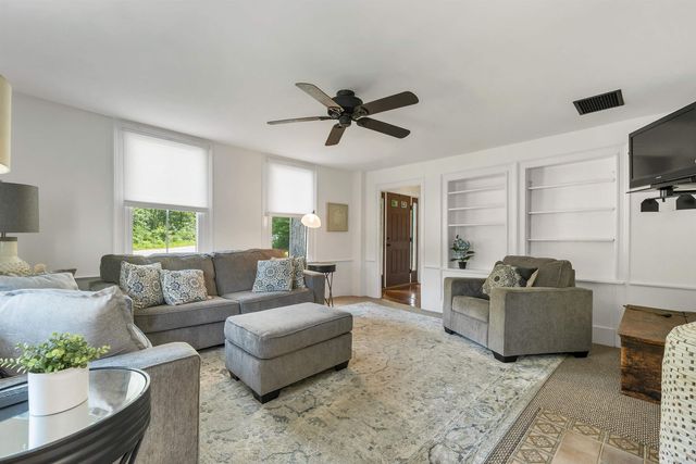38 Bow Center Road, Bow, NH 03304