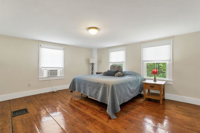 38 Bow Center Road, Bow, NH 03304
