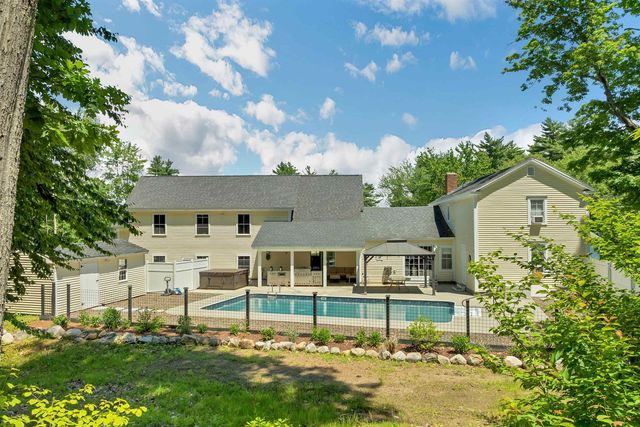 38 Bow Center Road, Bow, NH 03304