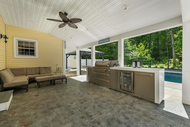 38 Bow Center Road, Bow, NH 03304