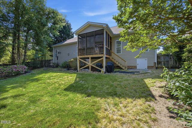 1011 Upchurch Farm Lane, Cary, NC 27519