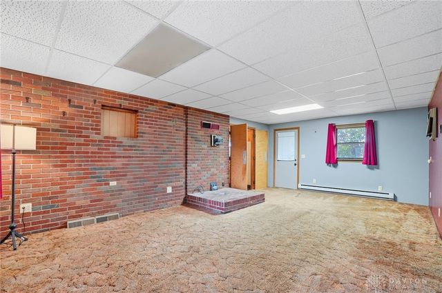 8375 Peters Pike, Dayton, OH 45414