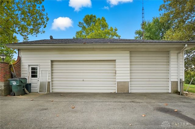 8375 Peters Pike, Dayton, OH 45414