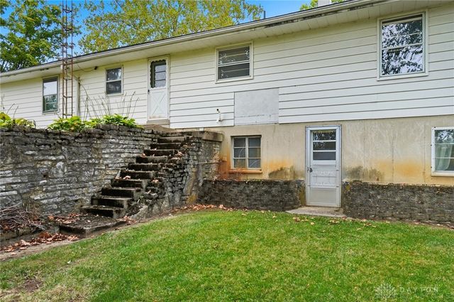 8375 Peters Pike, Dayton, OH 45414