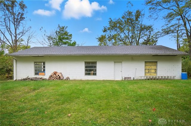 8375 Peters Pike, Dayton, OH 45414